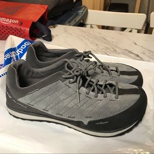 Men’s Altra Grafton 10.5 shoes